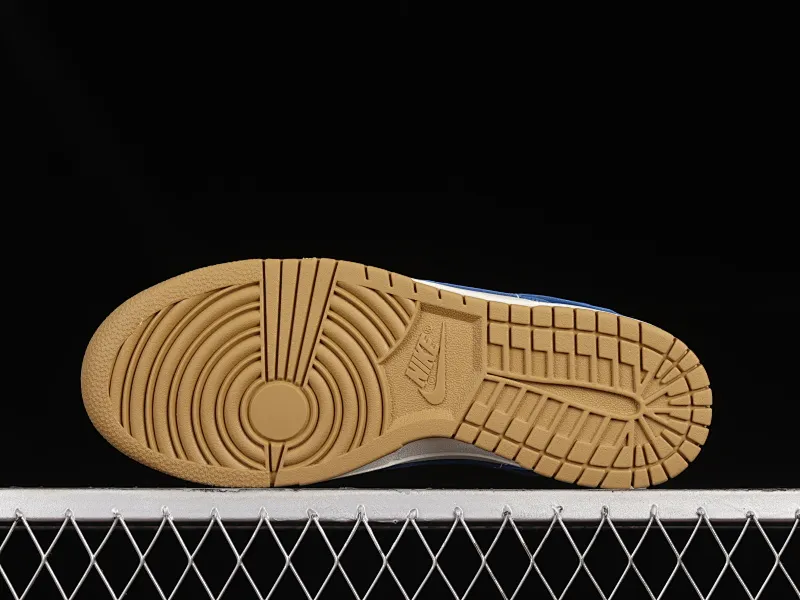 All categories Nk SB Dunk series Nk SB Dunk Low low-top sneakers Nk Dunk Low Raw rubber white and blue color SB low-top sports and leisure sneakers DO7412-200